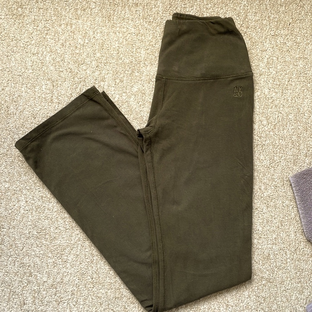 🌟 FLASH SALE - New York & Company High Waist Yoga Pant XS [army green]